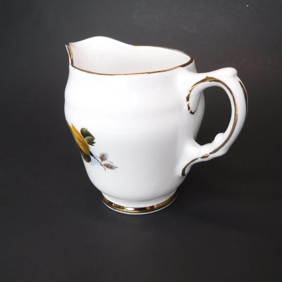 Royal Sutherland England Yellow Rose Creamer Fine Bone China - Picture 4 of 7